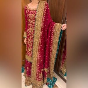 Beautiful Indian Pakistani bridal gown. Worn only once. In amazing condition